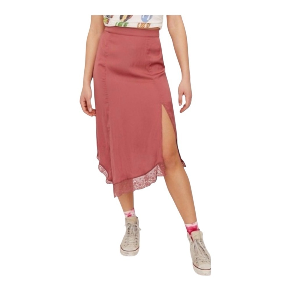 Free People Women's Size XS Hey You Pink Satin Half Slip Skirt Lace Trim Slit